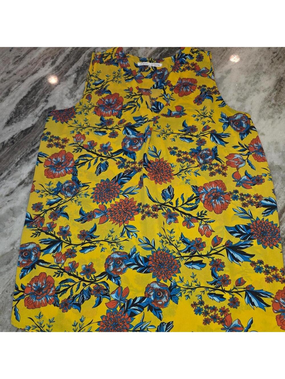 Yellow Floral Sleeveless Blouse by Violet + Claire, Size Large